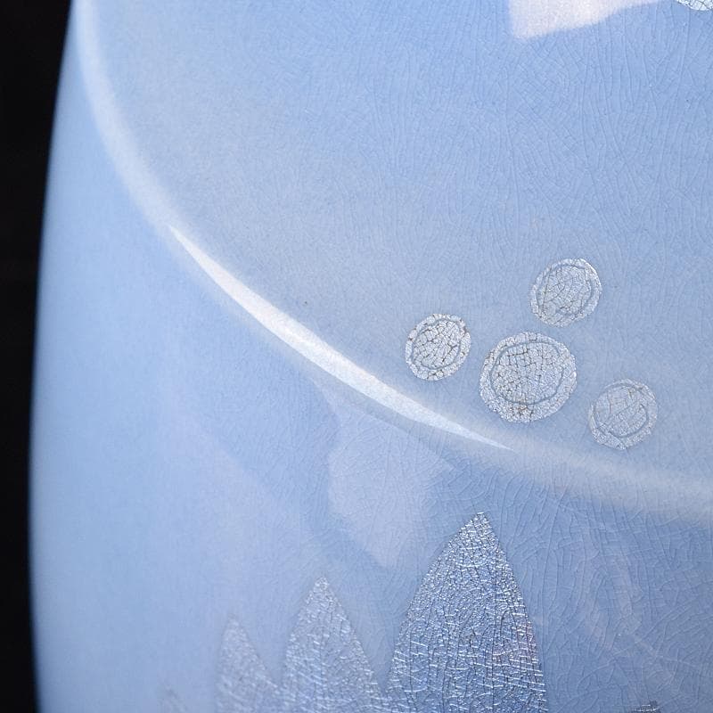 九谷焼　中田一於作　淡青釉裏銀彩　花文　壷　共布共箱　M　R7804B