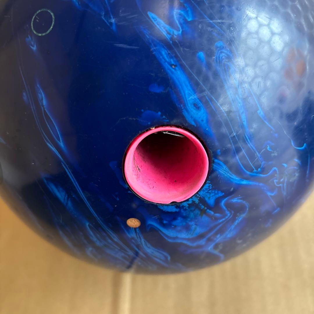 Shuma。ボウリングボール