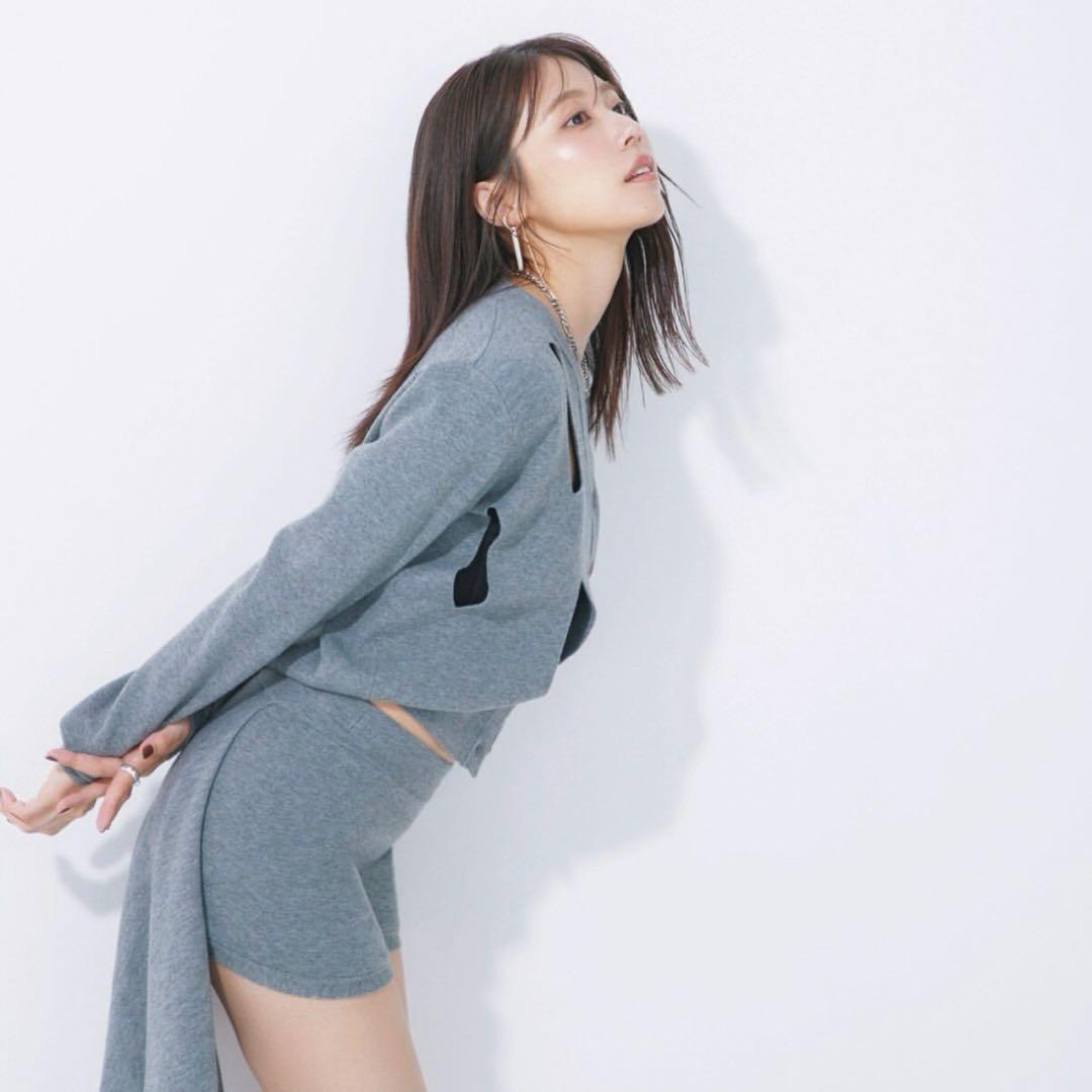 新品leinwande Ribbon Tie Cardigan カーディガン