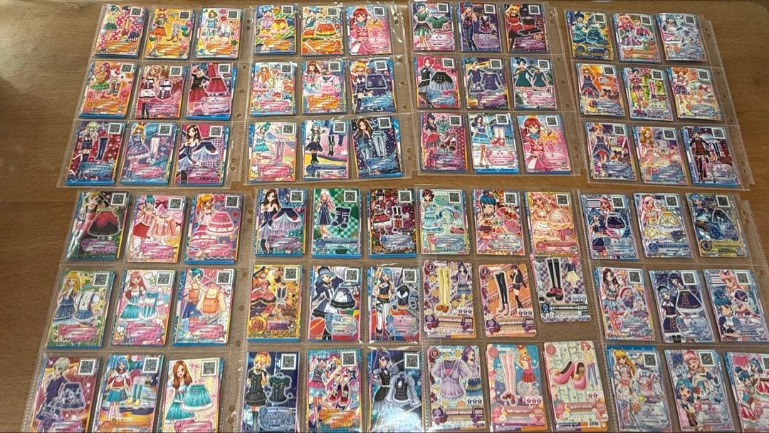 アイカツ　バインダー　本　カード