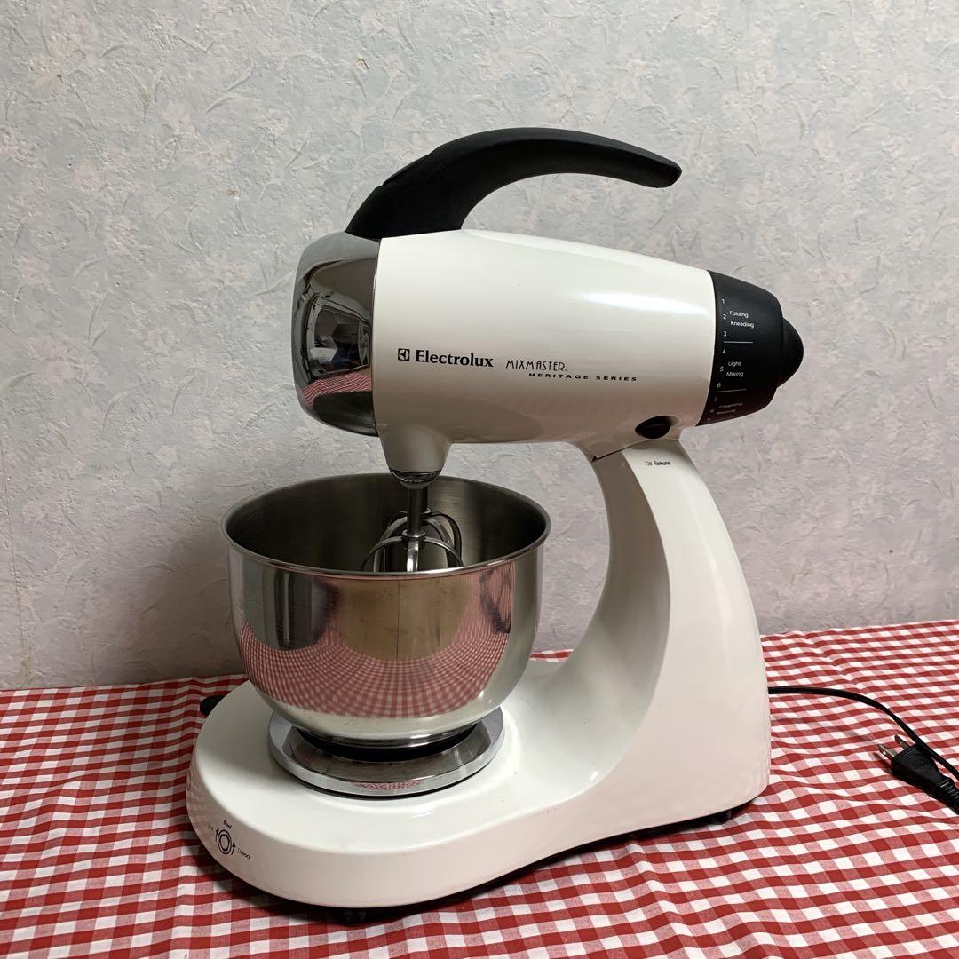未使用⭐︎エレクトロラックス　ミックスマスター　スタンドミキサー　白　ESM945
