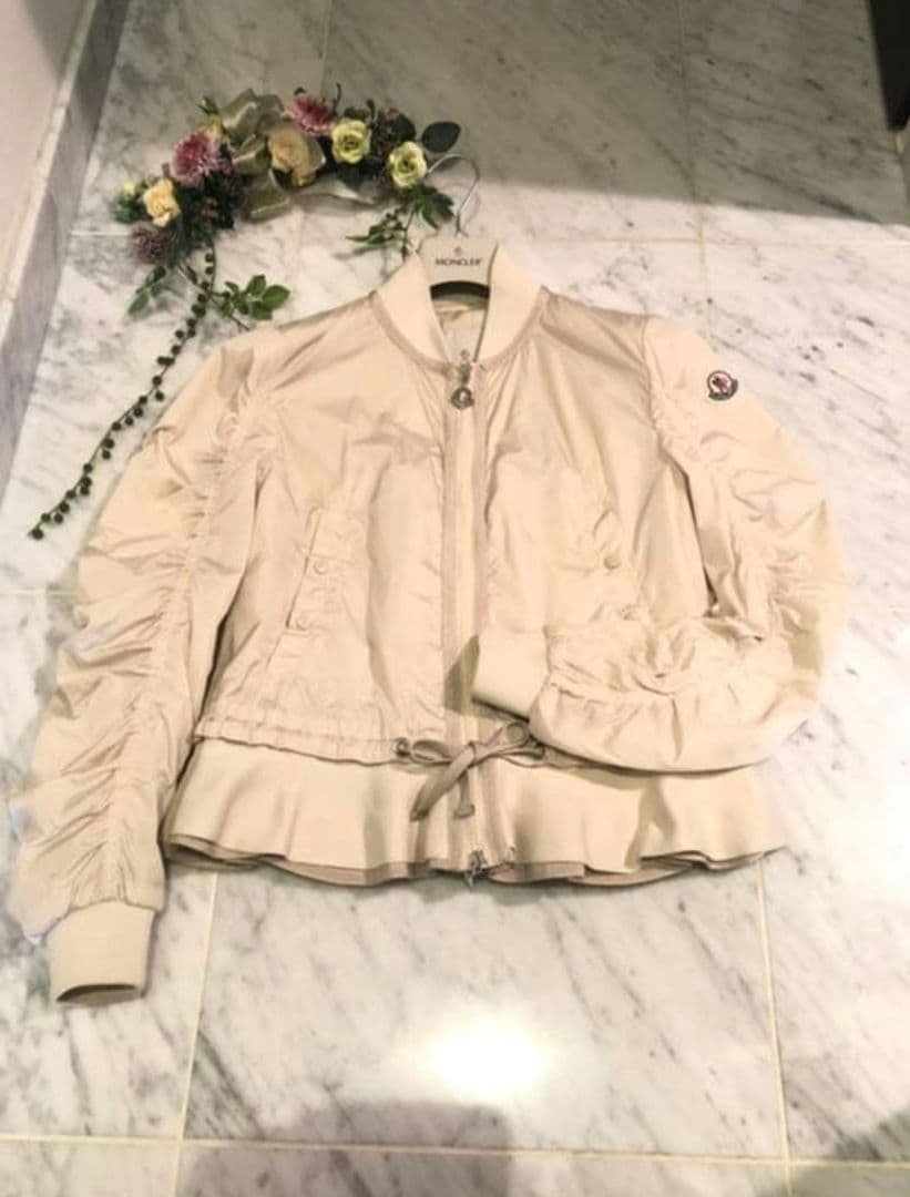 MONCLER モンクレール ブルゾン ベージュ