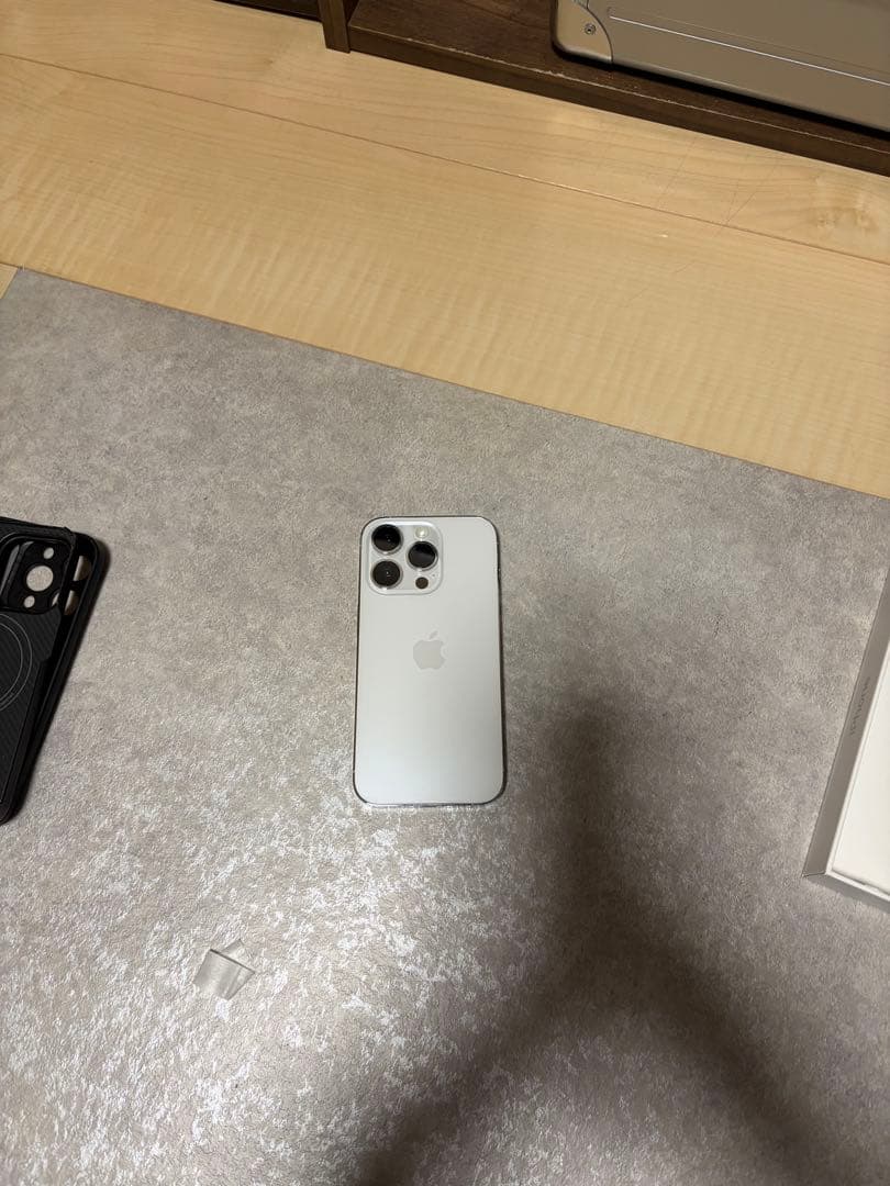 Apple iPhone 14 Pro シルバー 本体