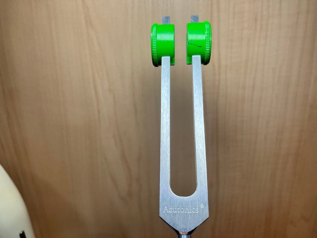 アキュトニクス　キロン(ミドル) 音叉