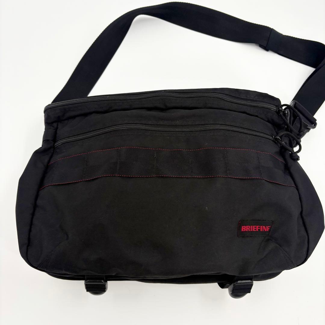 美品　ブリーフィング　BRIEFING ショルダーバッグ　メッセンジャー 633