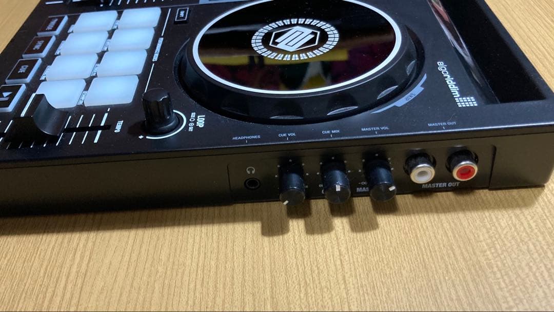 DJ機材 reloop BUDDY