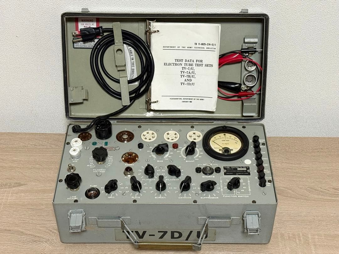 TV-7D/U 真空管試験機（要調整）