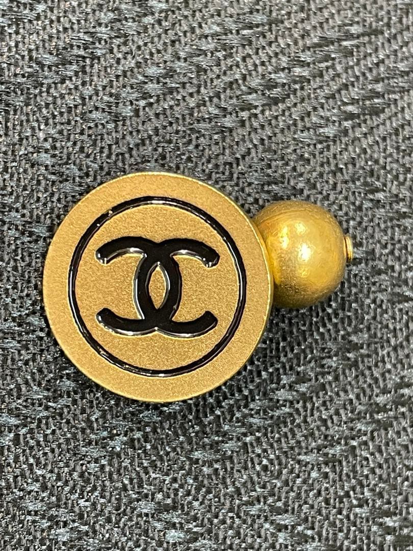 CHANEL シャネル　ココマーク　94P カフスボタン ゴールド