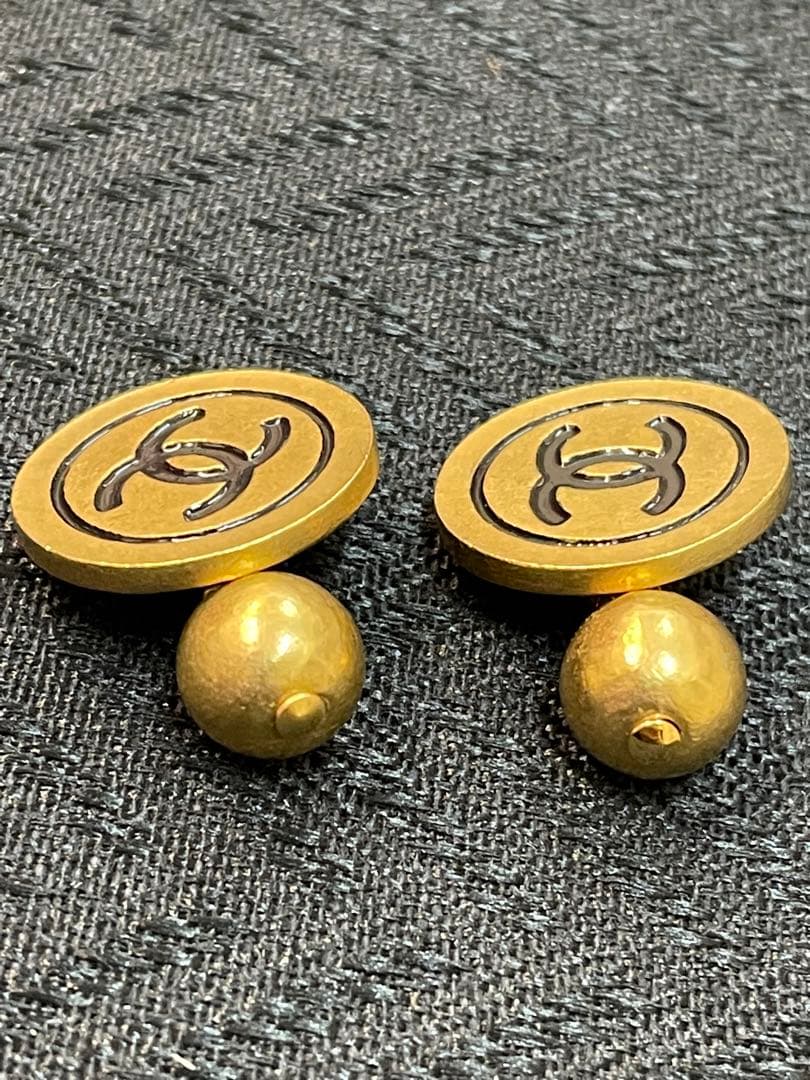 CHANEL シャネル　ココマーク　94P カフスボタン ゴールド