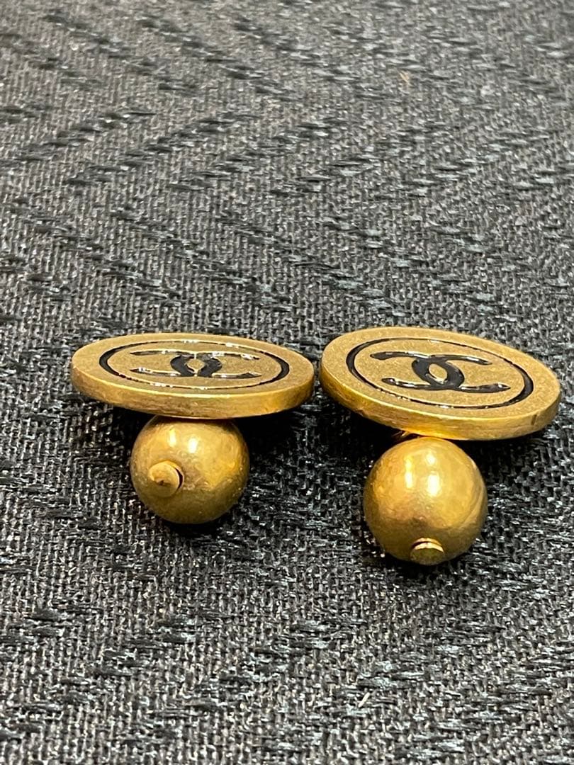 CHANEL シャネル　ココマーク　94P カフスボタン ゴールド