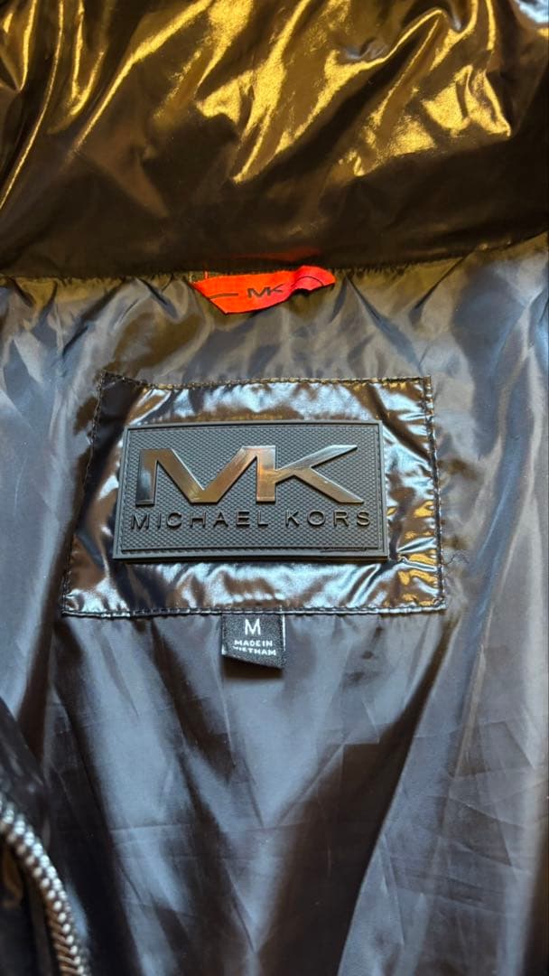 MICHAEL KORS ダウンジャケット　ブラック　フード付き　Mサイズ