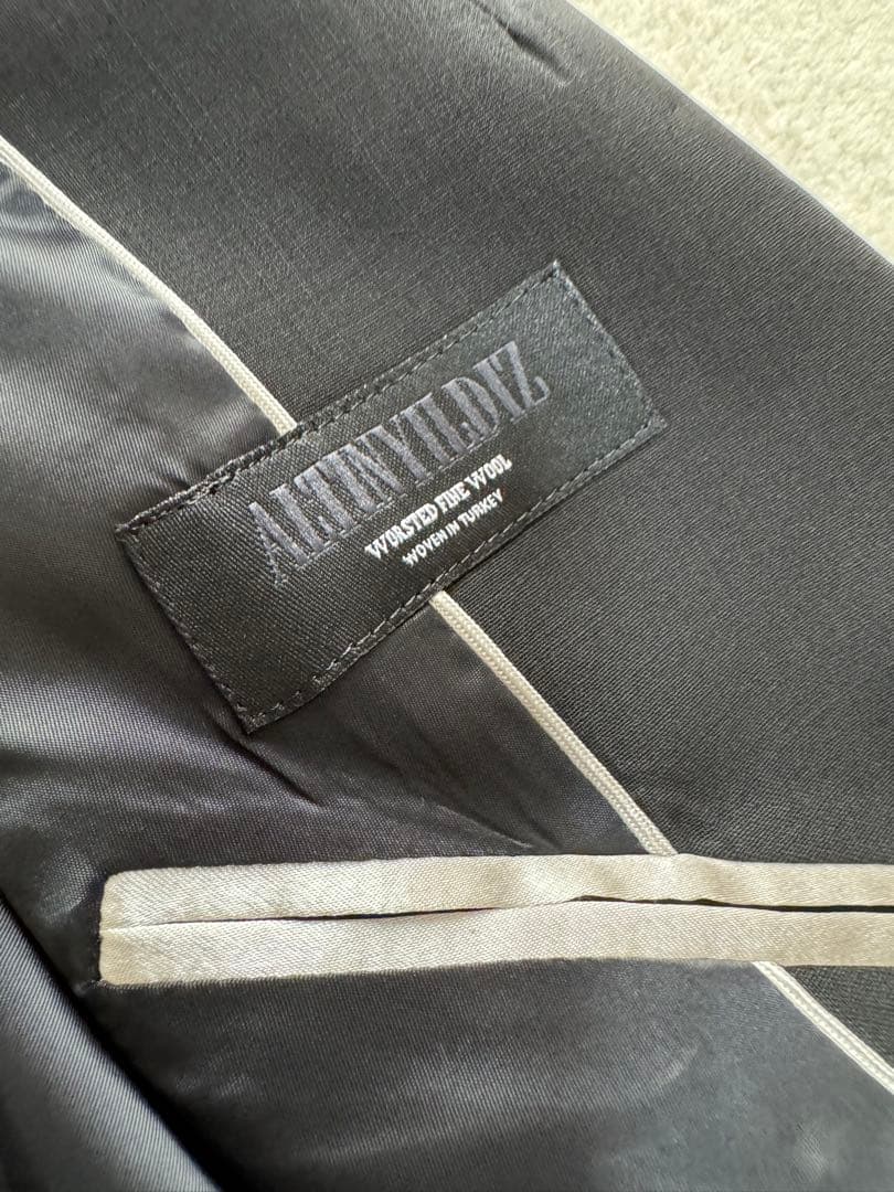 【タグ付き♡未使用品】インディヴィ　スカートスーツ　ブラック無地