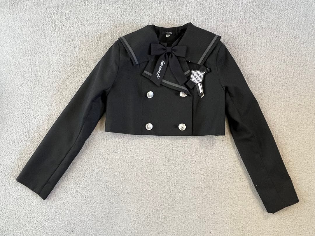 セーラー襟付きグレースーツ　サイズ150