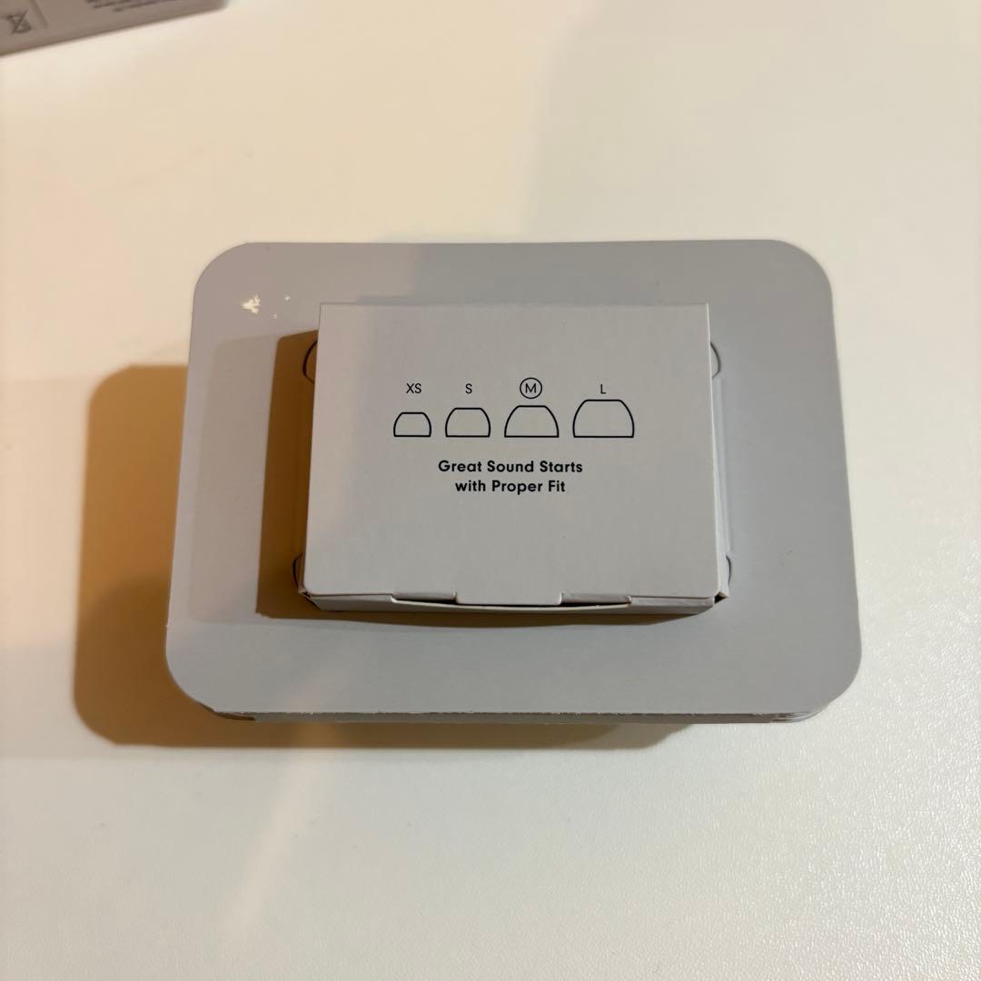 【新品未使用品】Beats Solo Buds ブラック イヤフォン　箱開封済み