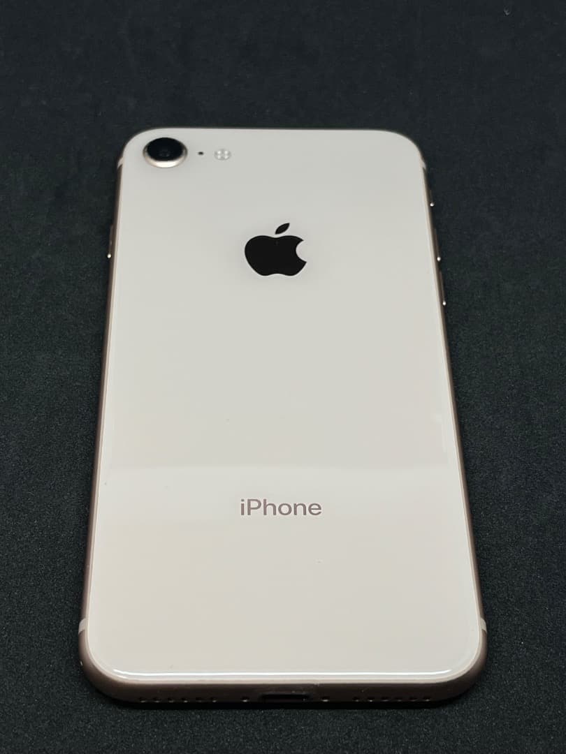 iPhone 8 256GB Gold 本体のみ