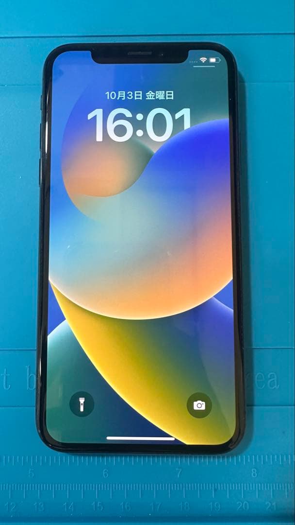 iPhone X 64GB スペースグレーSIMフリー