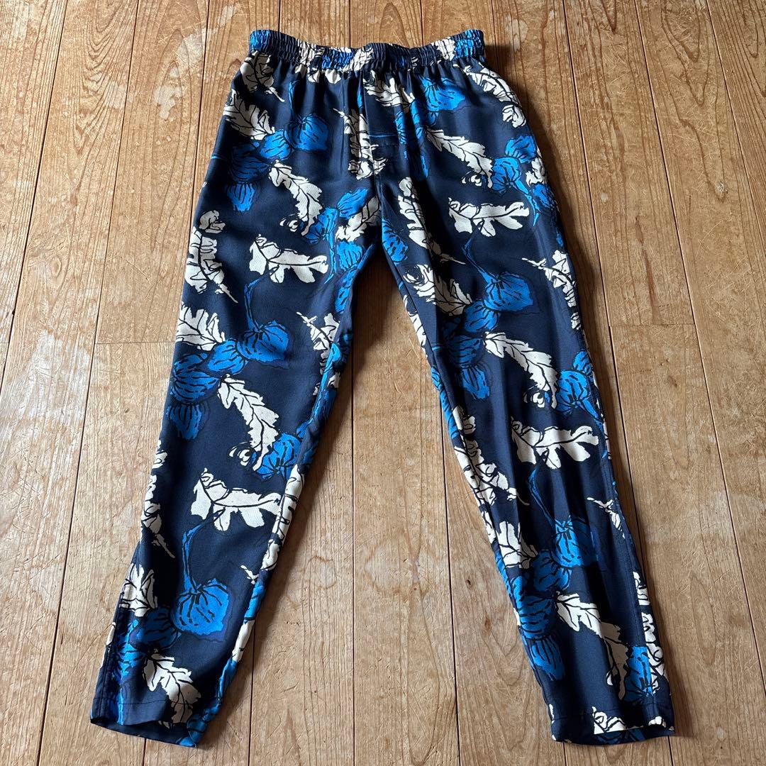 BANANA TIME シルク100%　テーパードパンツ　フリーサイズ