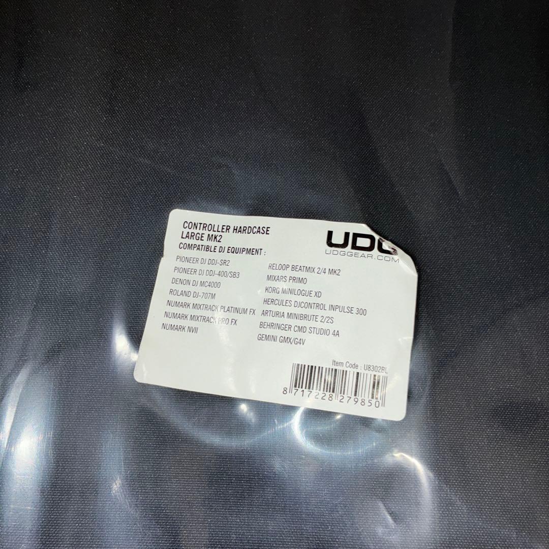 未使用　UDG U8305BLコントローラー ハードケース Large