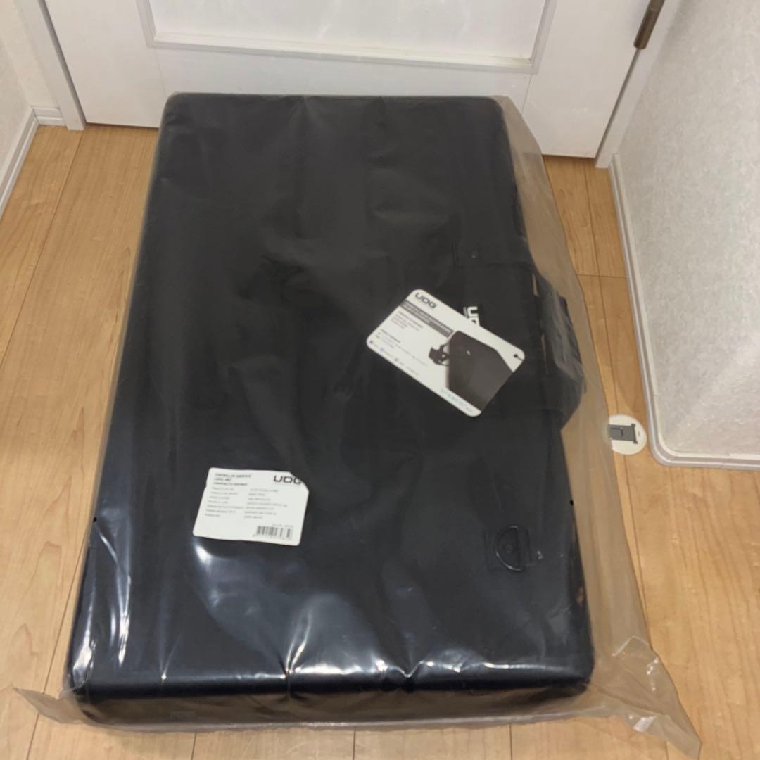 未使用　UDG U8305BLコントローラー ハードケース Large