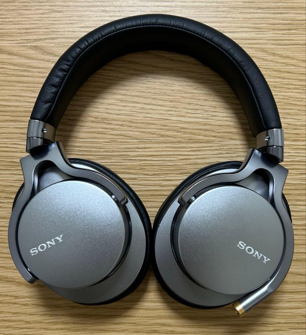 SONY MDR-1A 有線ヘッドホン シルバー