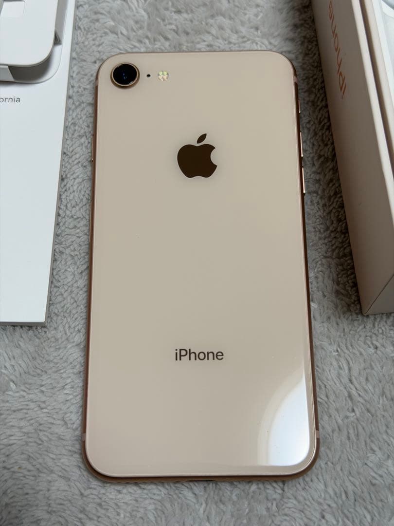 Apple iPhone 8 64GB ピンクゴールド