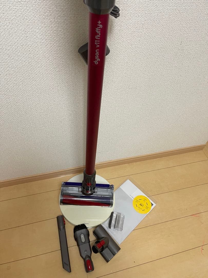 【美品】Dyson V11 Fluffy コードレス掃除機