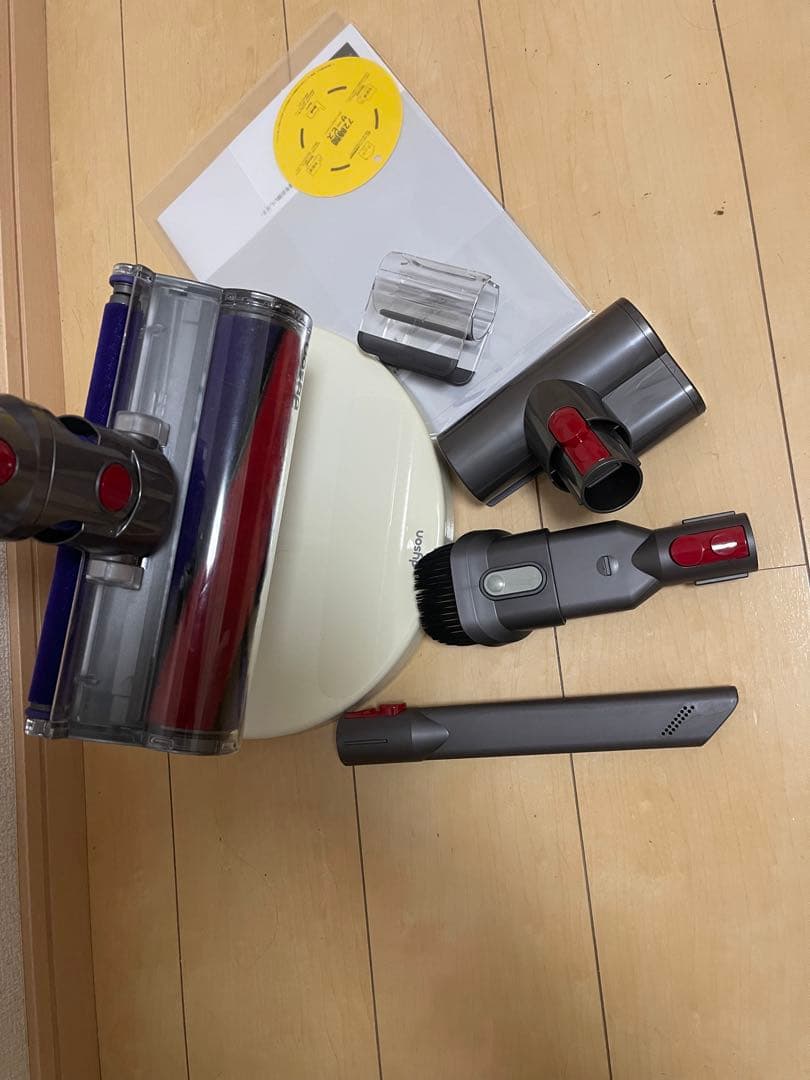 【美品】Dyson V11 Fluffy コードレス掃除機