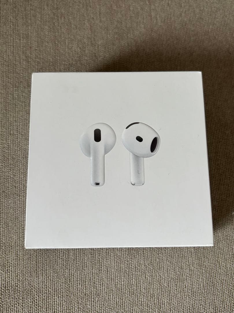 Apple AirPods 4 本体　アクティブノイズキャンセリングなし