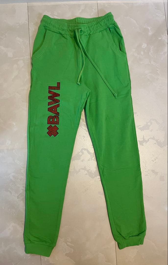 かなり美品　BAWL ロゴ入りタンクトップとパンツの上下セット