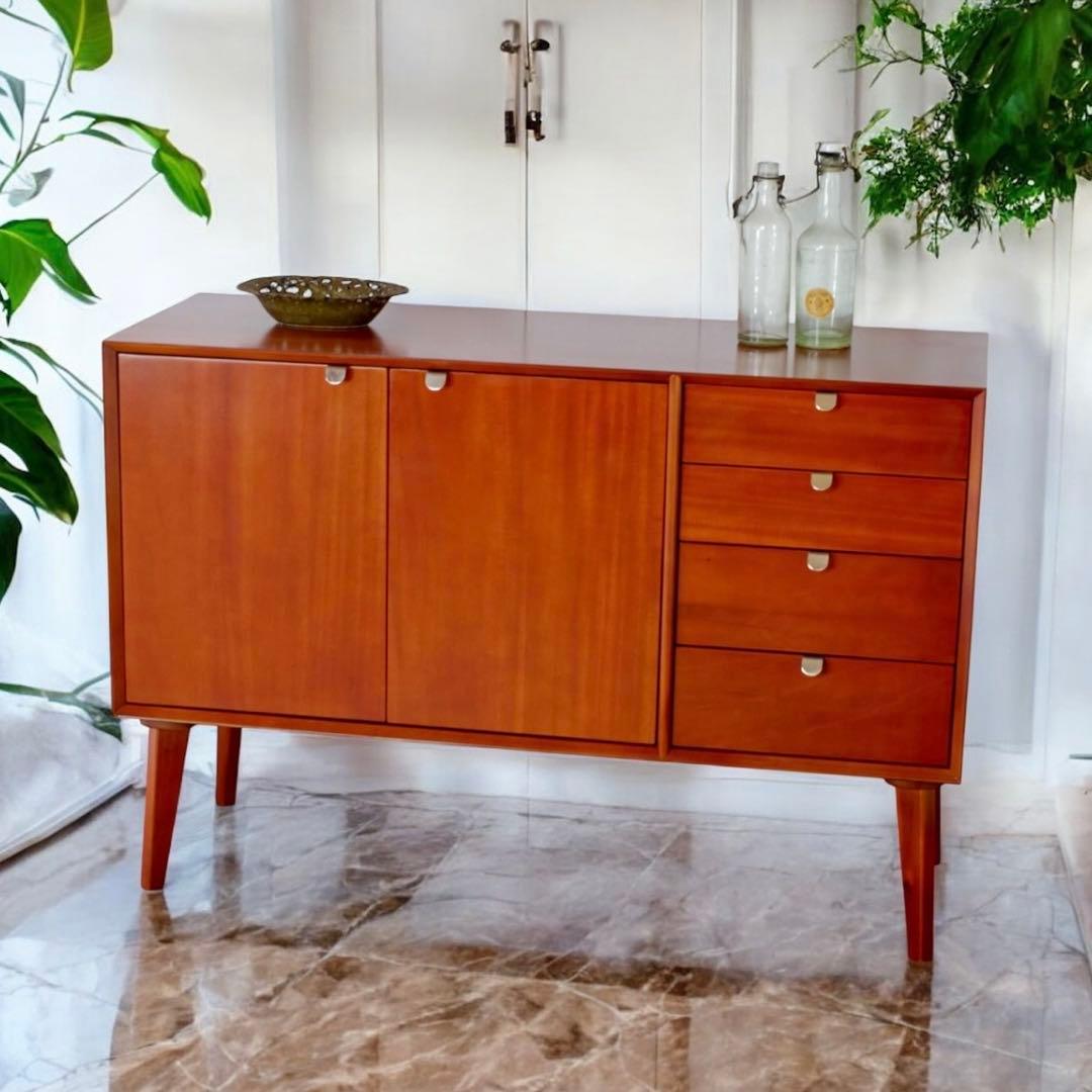 I リビングボード 北欧 スタイリッシュ キャビネット