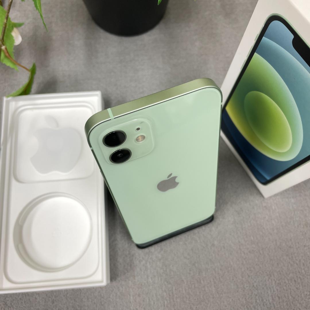 新品同様 iPhone 12 64GB グリーン 国内版 SIMフリー 送料無料
