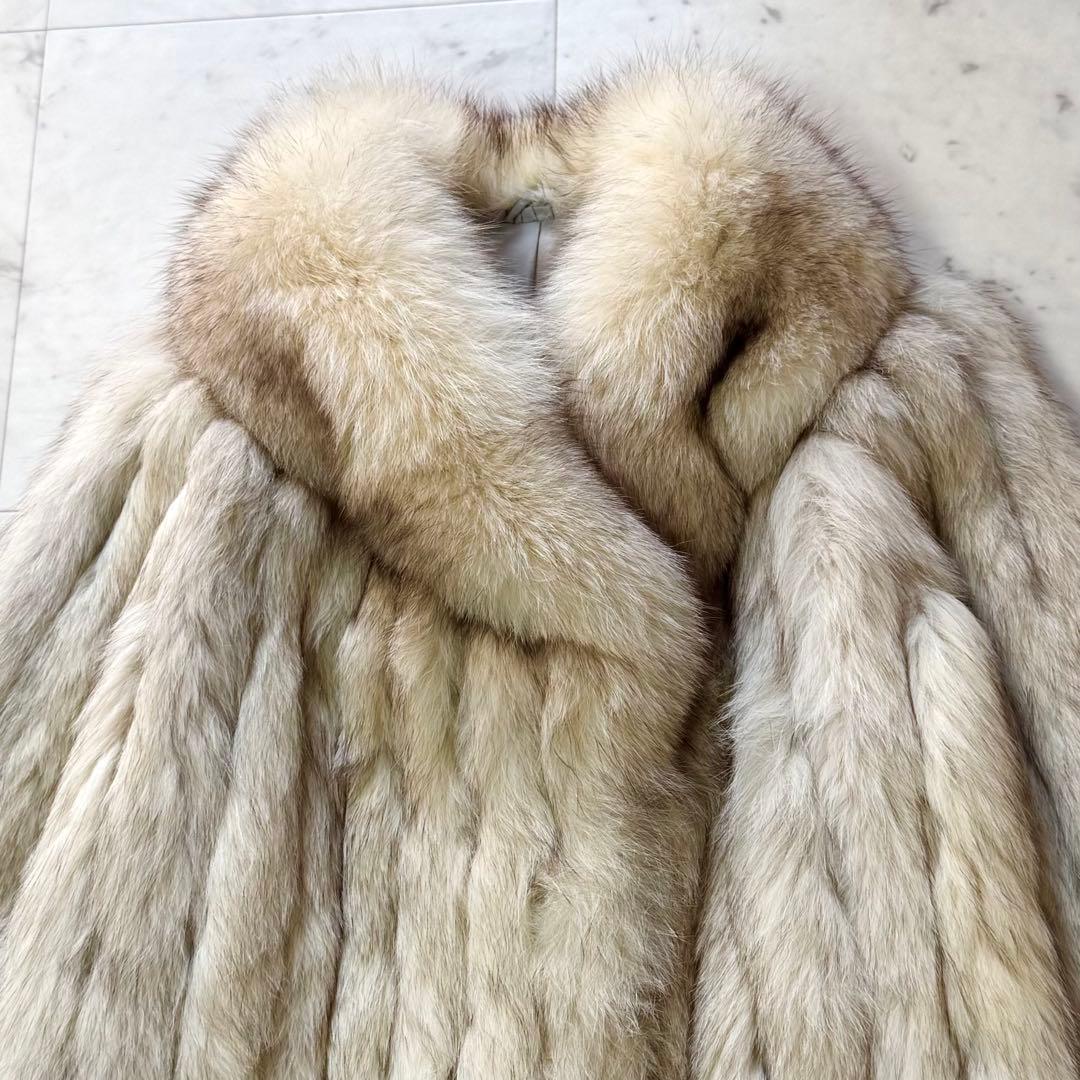 フォックスファー 毛皮コート ボリュームネック ホワイト × ベージュ FREE