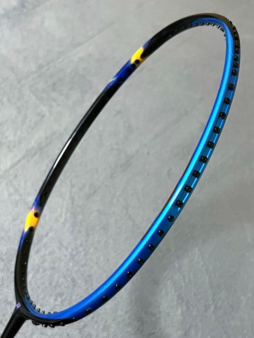 【廃盤品】YONEX アストロクス77 4UG5 ASTROX77青