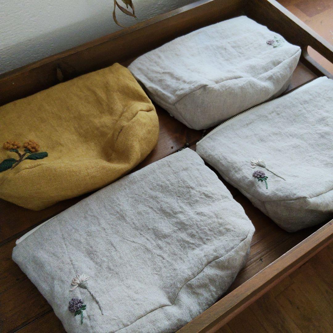 【ようこママ様オーダー専用ページ】リネン刺繍　ボートポーチ