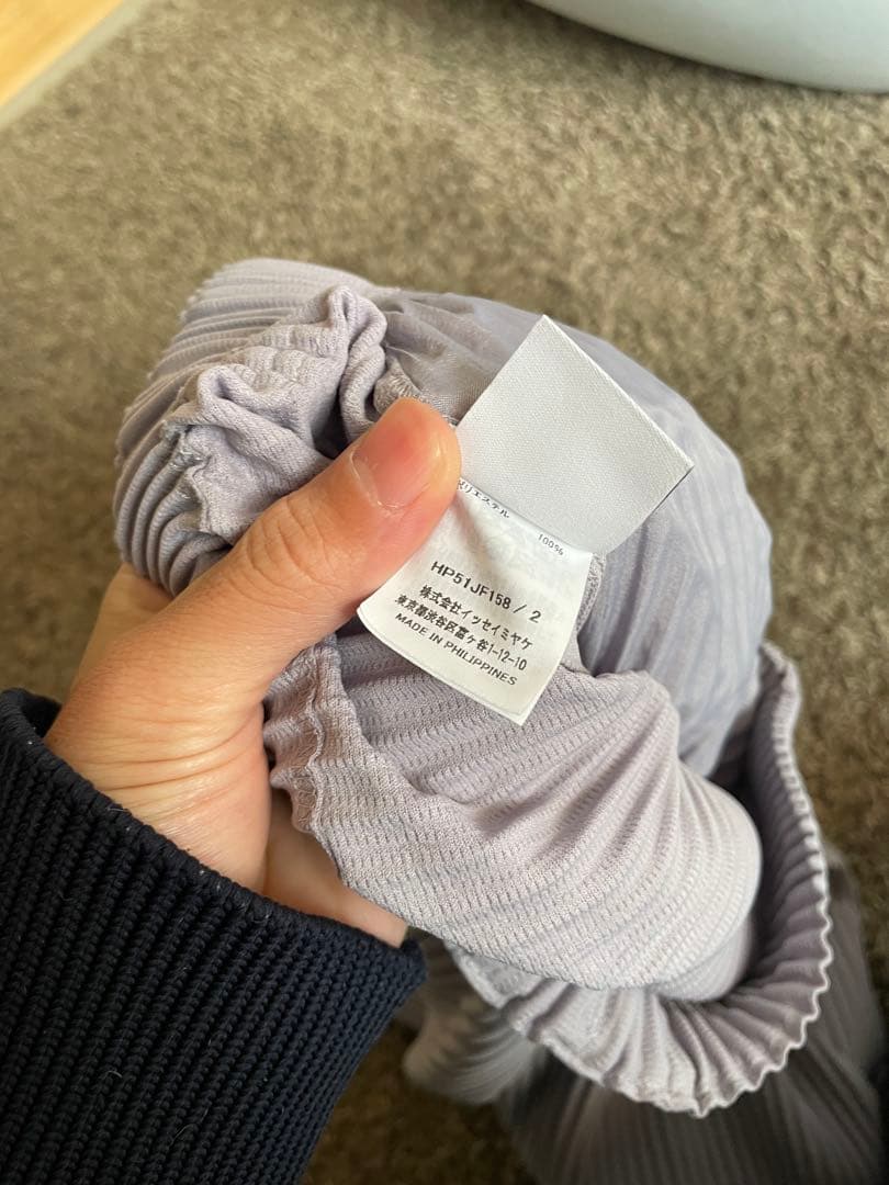 プリーツパンツ　オムプリッセイッセイミヤケ　薄いパープル　サイズ2