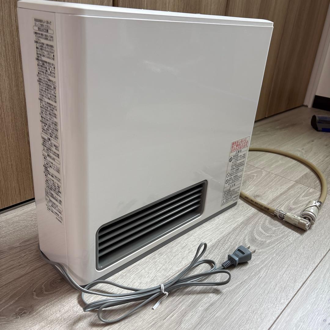 【美品】OSAKAGAS✱ファンヒーターホース付GFH-2403S-W都市ガス用