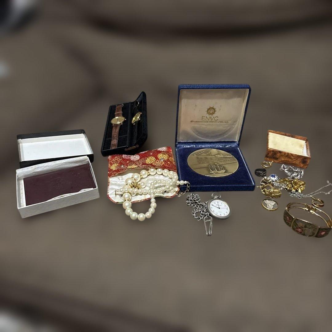 遺品整理品　　雑貨まとめ