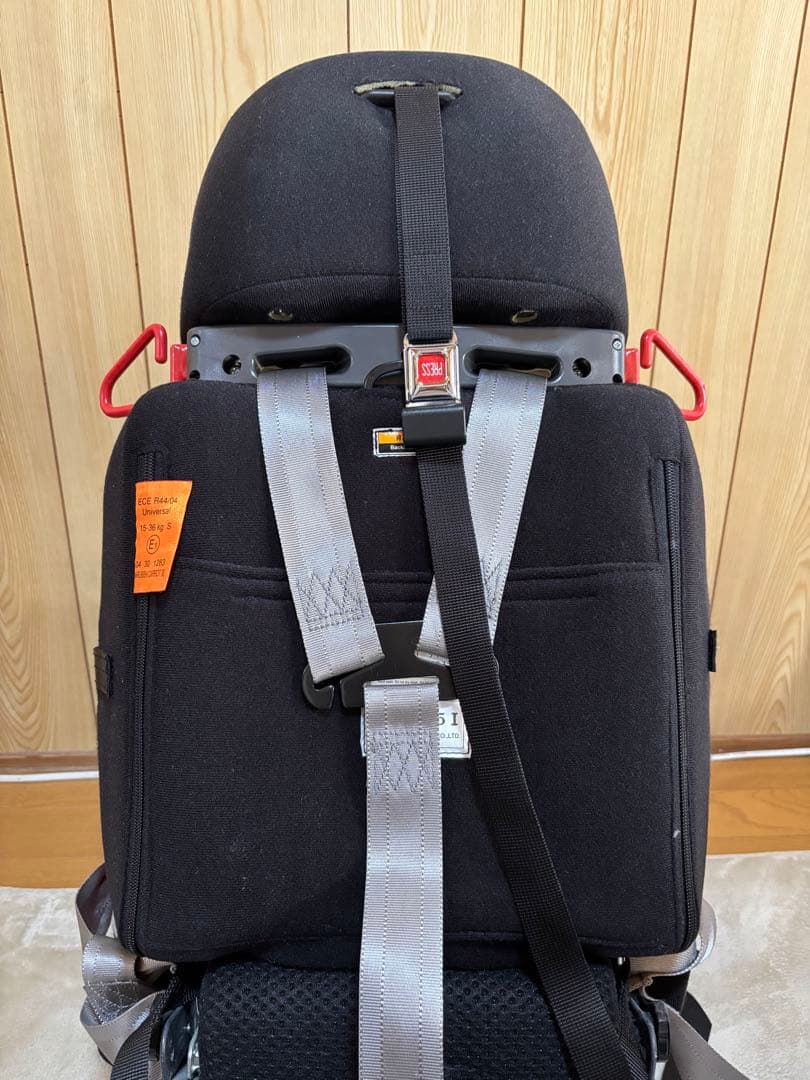 障害児用カーシート　キャロット3 黒（SEEDS CARROT3）