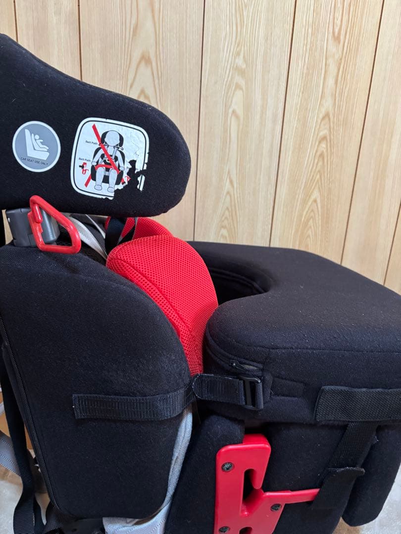 障害児用カーシート　キャロット3 黒（SEEDS CARROT3）