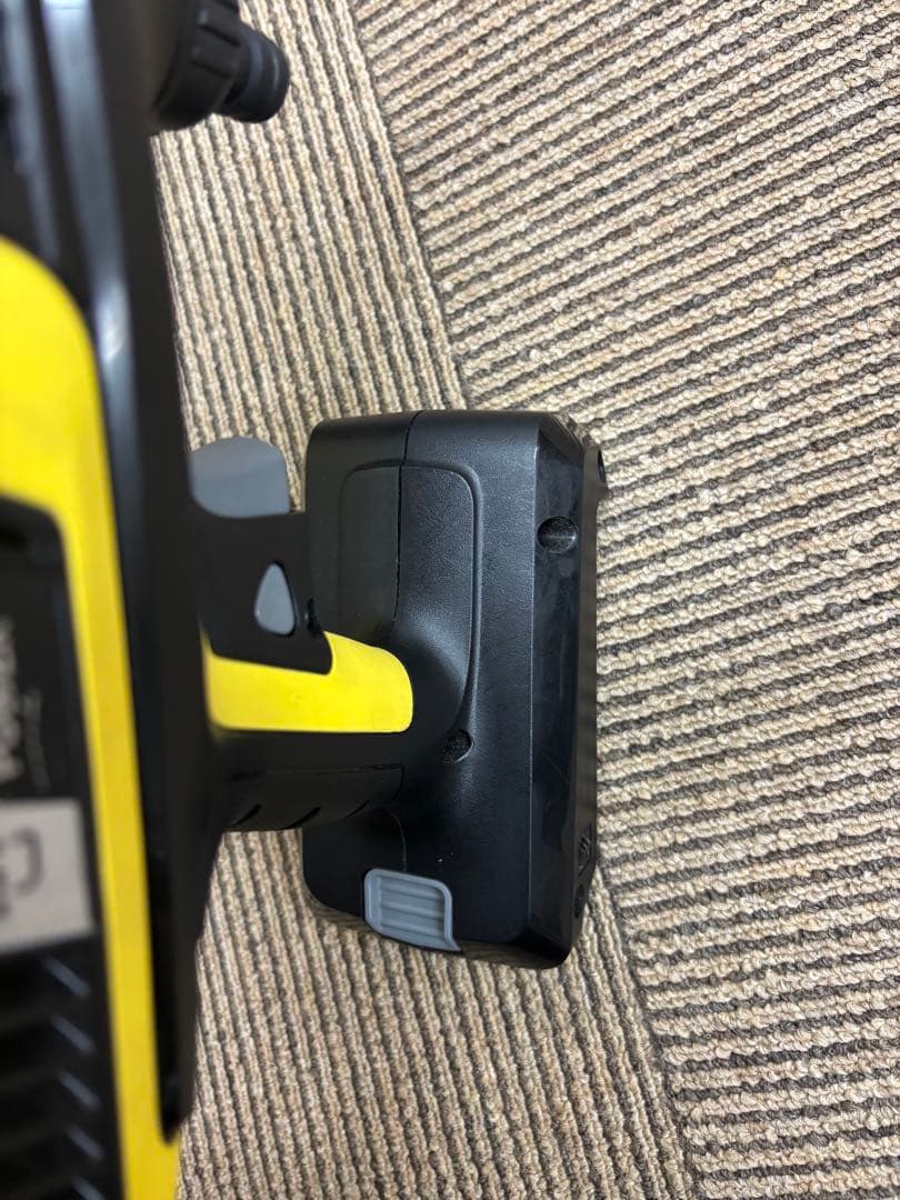 ケルヒャーモバイル高圧洗浄機 KHB 6 バッテリー付き　展示未使用品