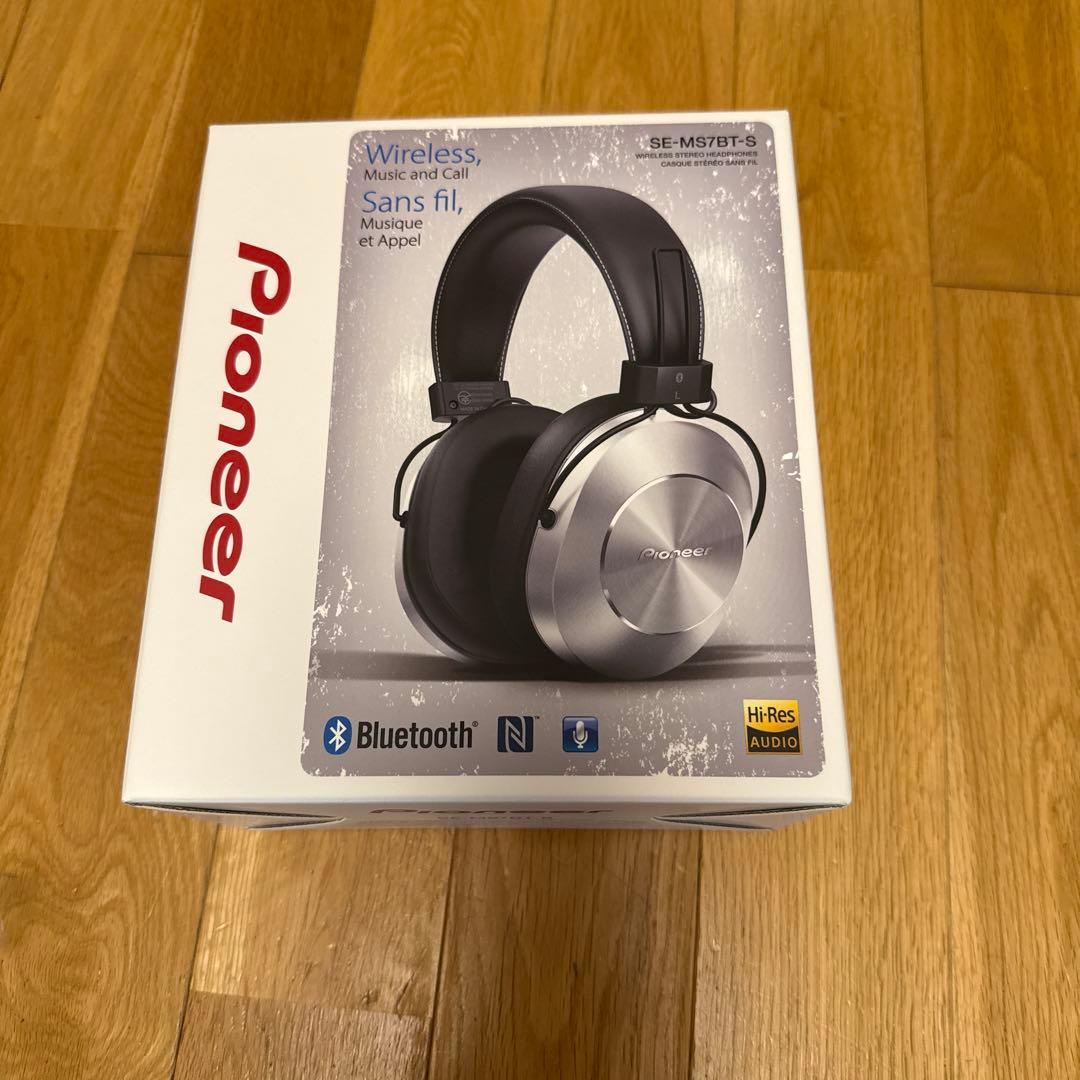 ⭐️新品・未開封・未使用⭐️パイオニア　ワイヤレスイヤホン　SE-MS7BT-S