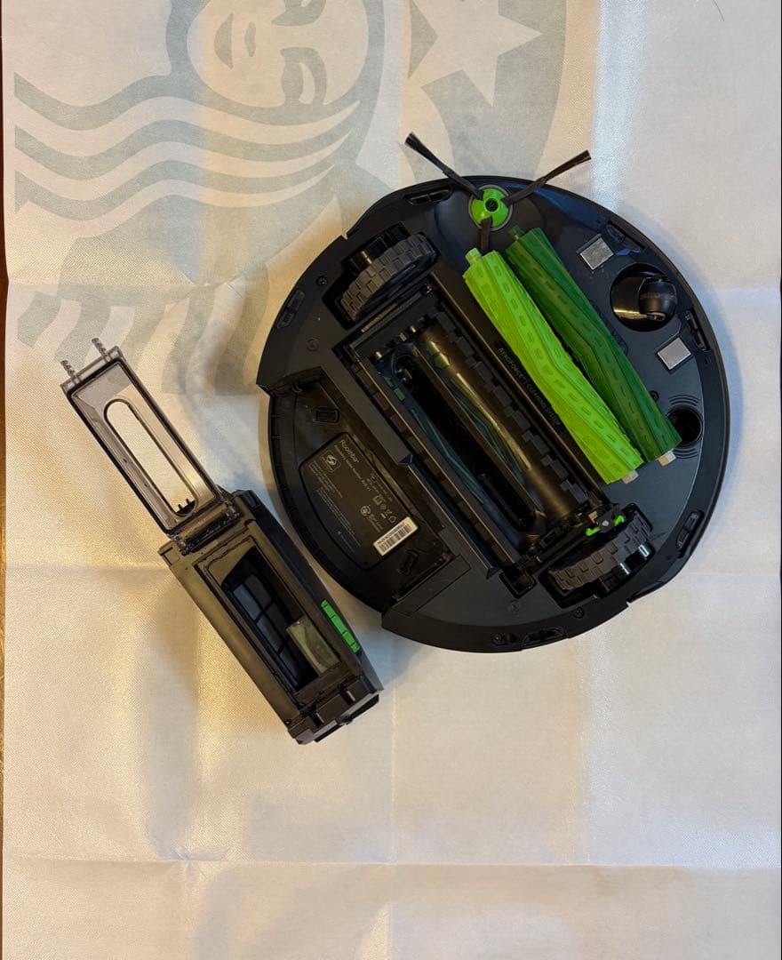 iRobot Roomba j7+ ロボット掃除機