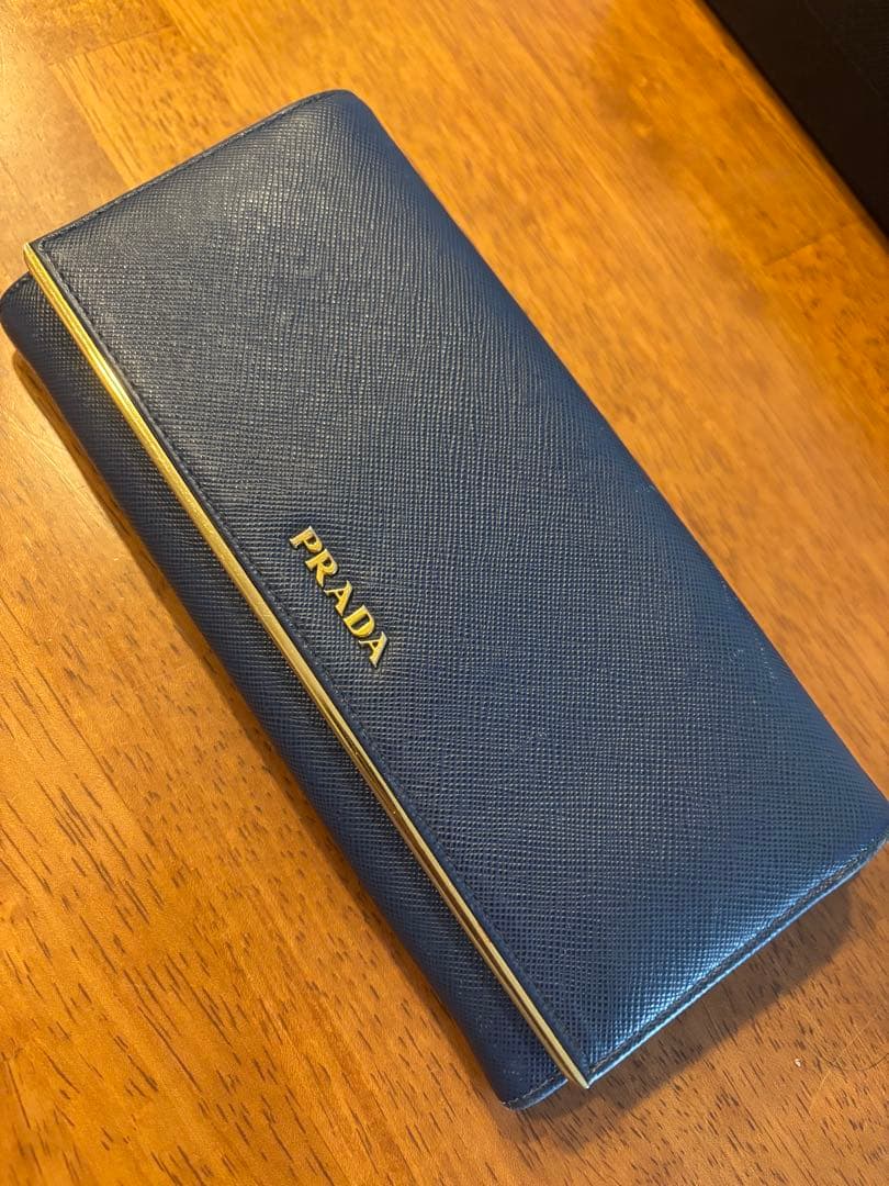 プラダ　長財布　サフィアーノ　ネイビー
