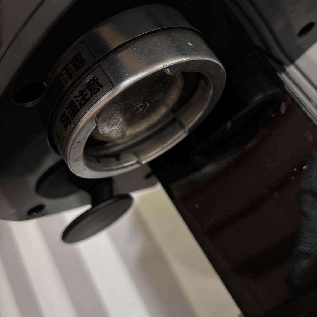 デロンギエスプレッソマシン ブラック