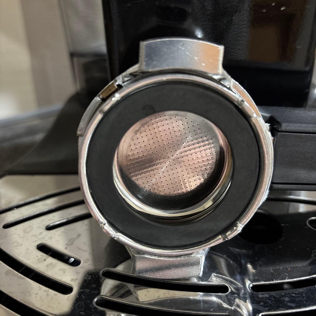 デロンギエスプレッソマシン ブラック