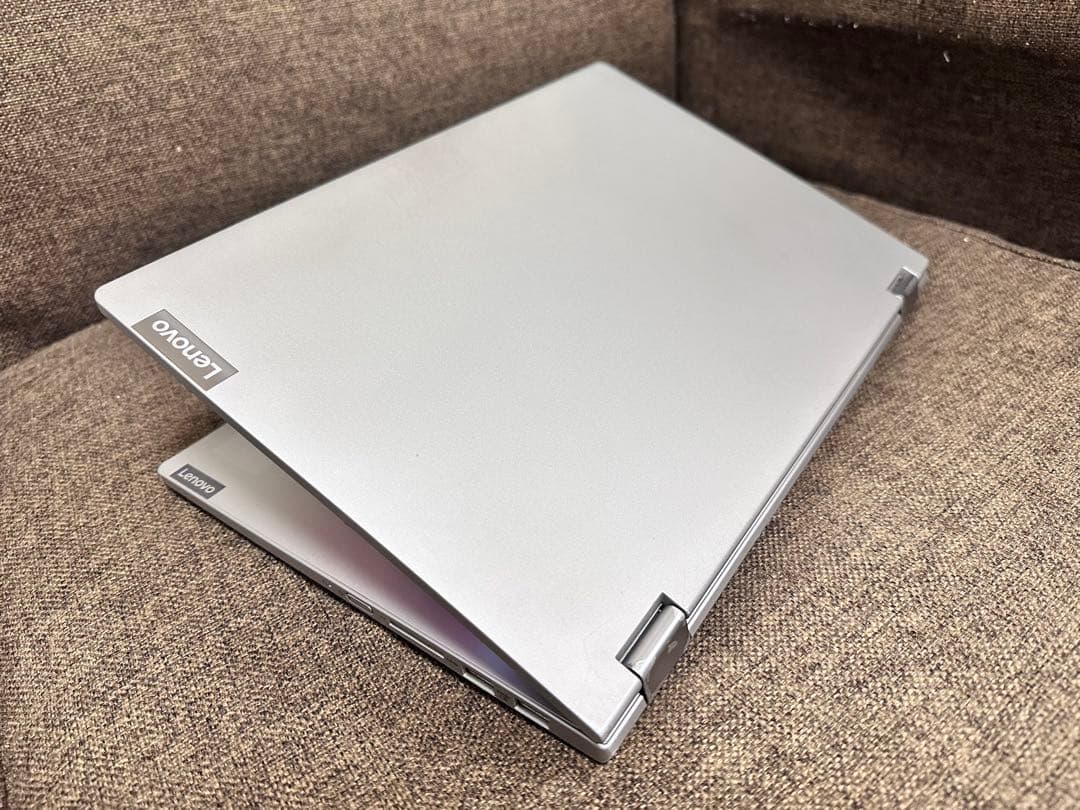 Lenovo 2in1 タップチパネル　Ryzen 5 8GB 256オッフィス