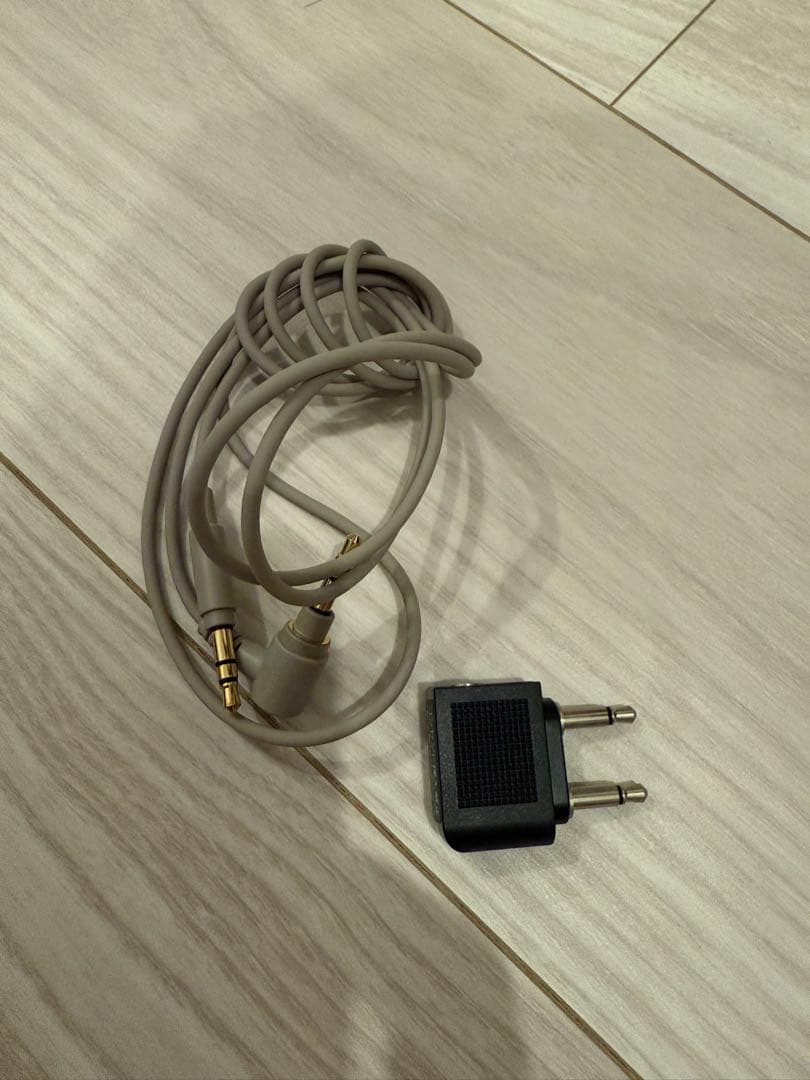 WH-1000MX4 プラチナシルバー　ソニー　SONY ワイヤレスヘッドホン