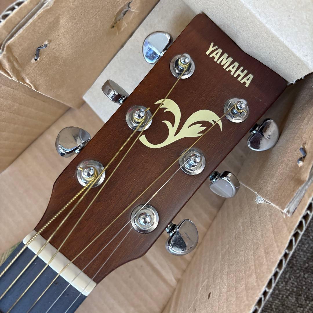 ヤマハ　FG-412 アコースティックギター　未使用　初心者の方におすすめ