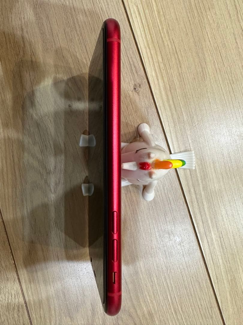 iPhone 11 (PRODUCT)RED 256 GB SIMフリー