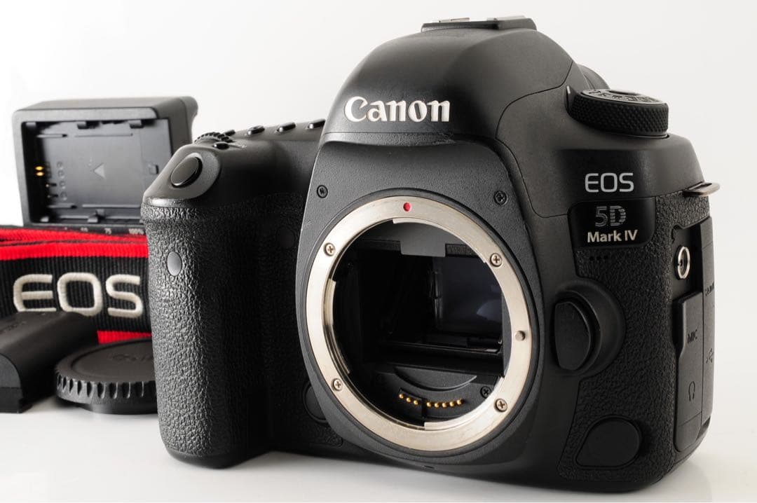キャノン Canon EOS 5D Mark IV デジタル一眼